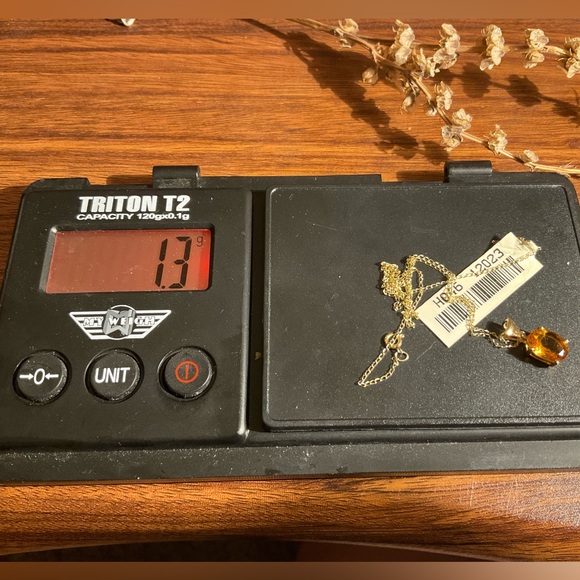 14k Gold Dainty Topaz Necklace NWT - Picture 11 of 12